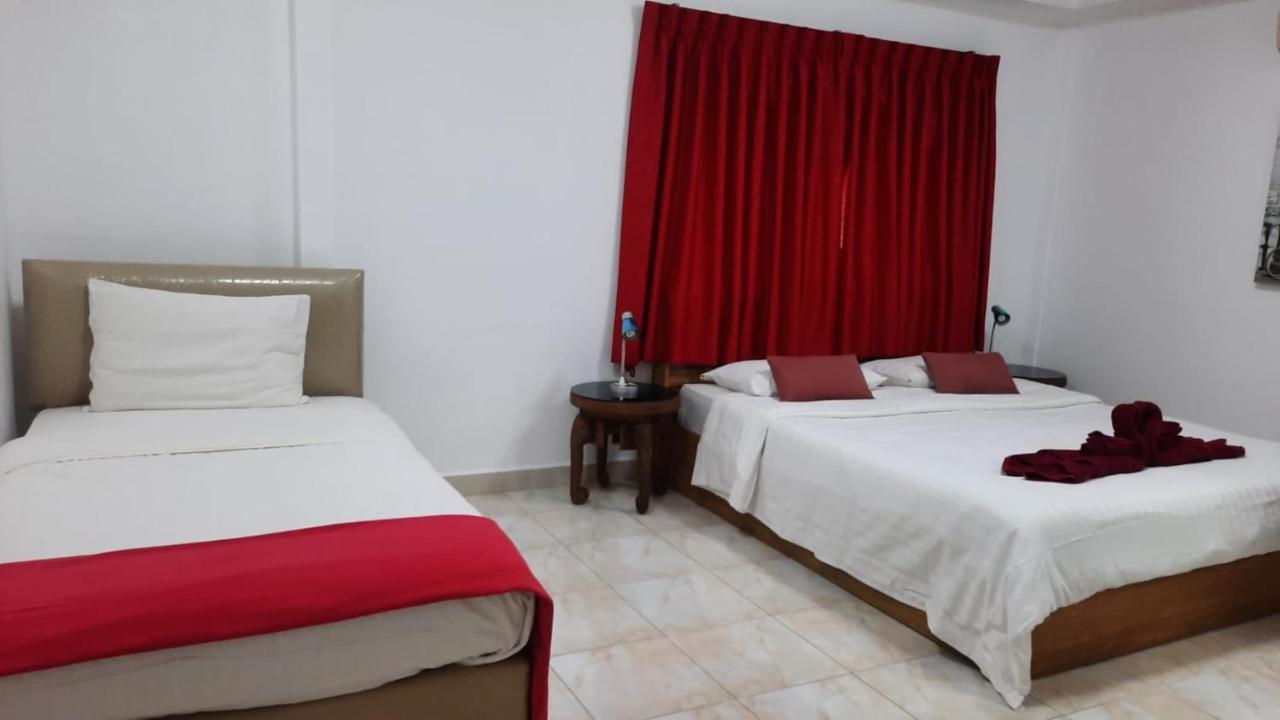 Happy Beach Jomtien Guesthouse מראה חיצוני תמונה