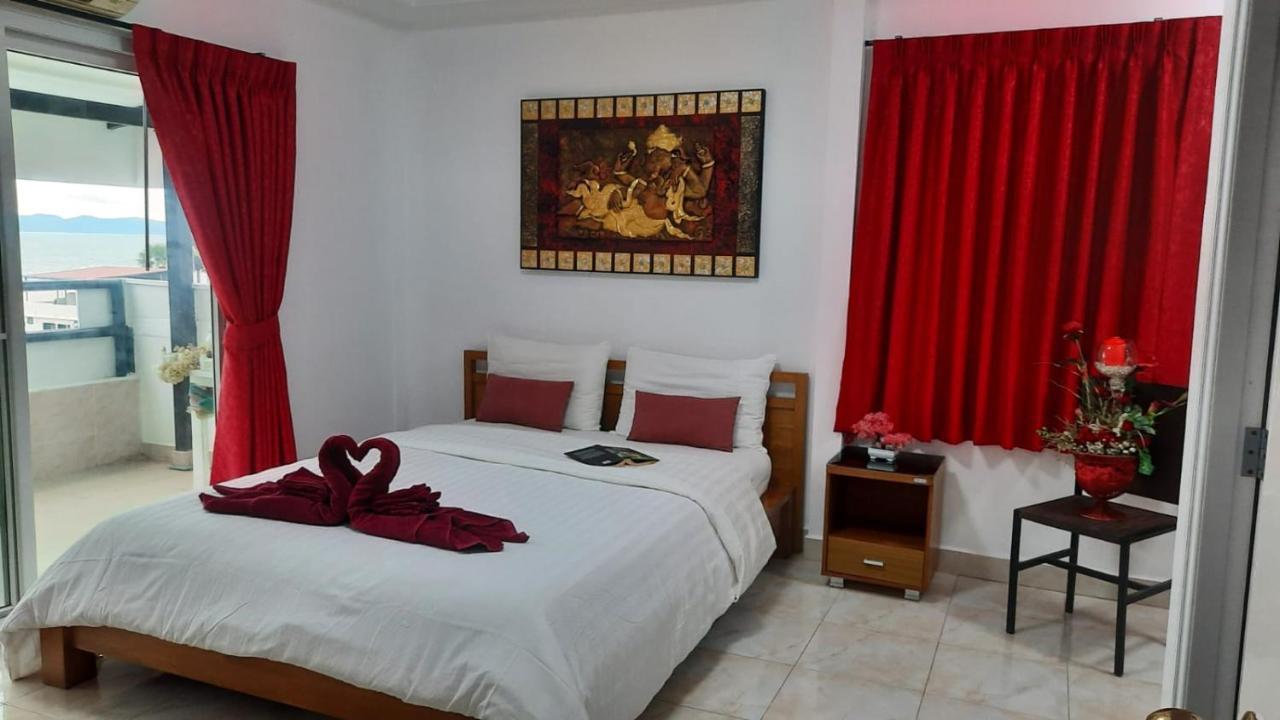 Happy Beach Jomtien Guesthouse מראה חיצוני תמונה