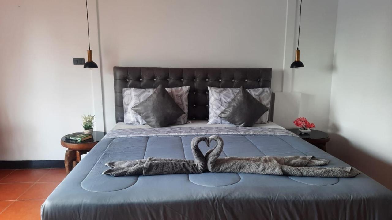 Happy Beach Jomtien Guesthouse מראה חיצוני תמונה