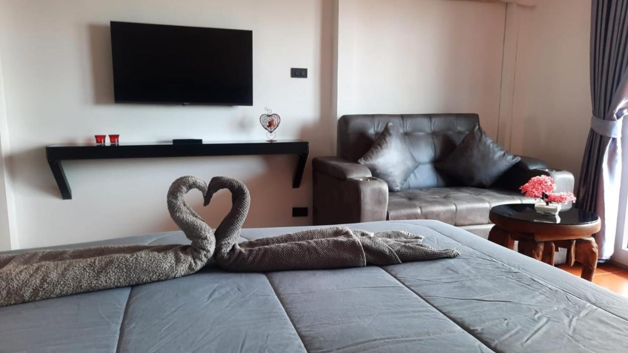 Happy Beach Jomtien Guesthouse מראה חיצוני תמונה